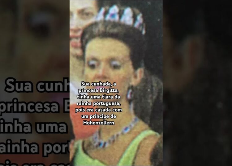 Uma tiara de safiras #tiara #joia #rainha #historia #realeza #familiareal #shorts #suécia #portugal