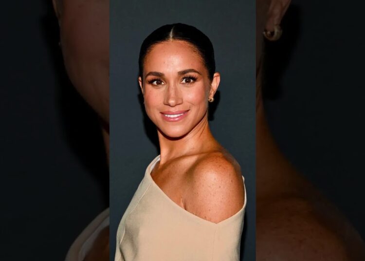 Duquesa Difícil”? Meghan Markle rebate tradição real!  #shortsyoutube    #shortsfeed  #news