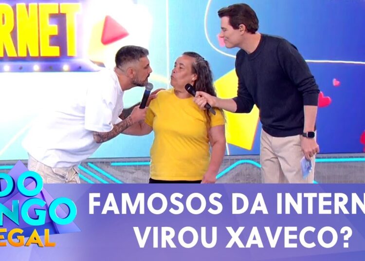 Rolou até selinho! Celso Portiolli transformou Famosos da Internet em Xaveco | Domingo Legal