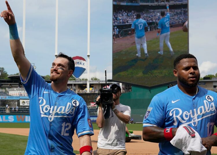 3 nightmare roster scenarios for KC Royals heading towards spring training