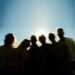 A cabeça e o coração anunciam um novo álbum, revelam “depois do sol poente”