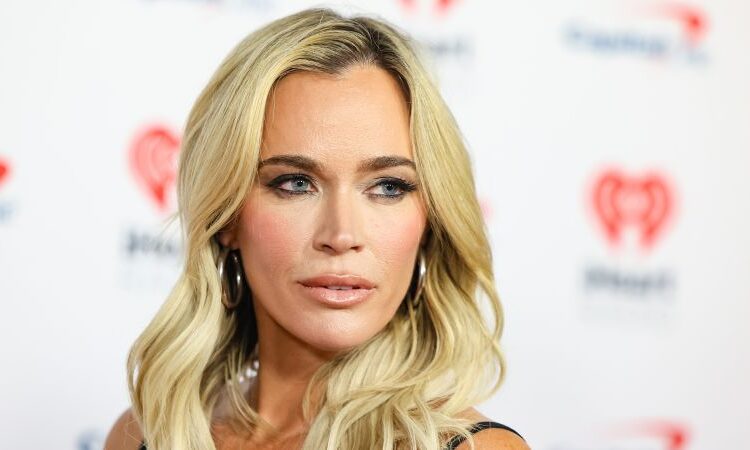 A estrela de 'donas de casa real de Beverly Hills, Teddi Mellencamp, revela que ela tem tumores cerebrais' múltiplos '