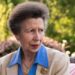 A família real compartilha momentos sinceros da princesa Anne durante o novo passeio