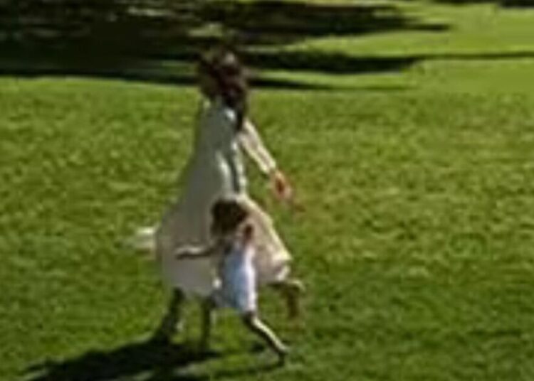 A nova foto de Princess Lilibet e Meghan Markle deixa os fãs dizendo a mesma coisa | Real | Notícias