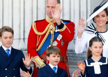 A princesa Kate proíbe seus filhos deste ritual real sangrento - aqui está por que