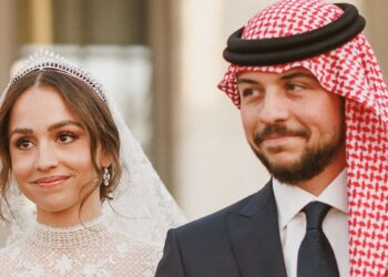 A princesa da menina do príncipe do príncipe Hussein Iman conhece sua prima recém -nascida Amina: Veja as fotos emocionantes