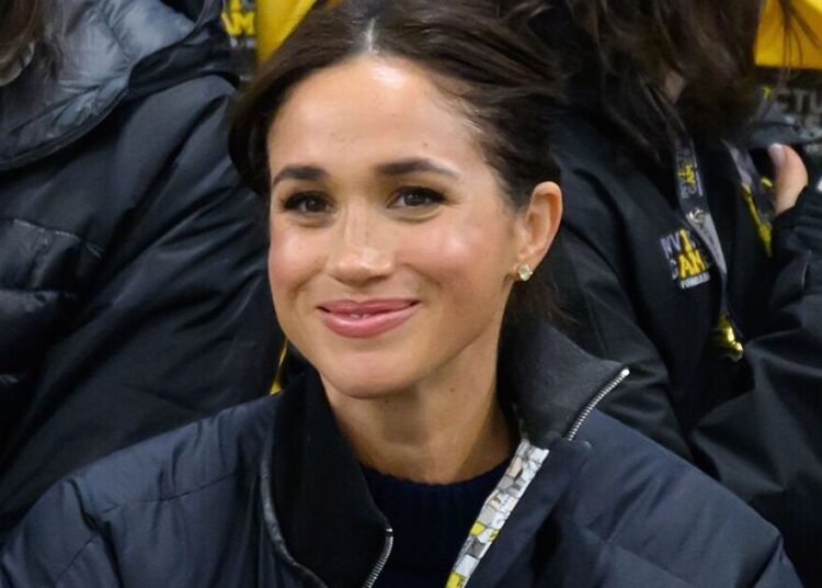 A resposta hilária de Meghan quando ela é reconhecida por ternos papel | Real | Notícias