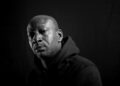 Akin Omotoso assina com EVOKE ENTERTENING for Management