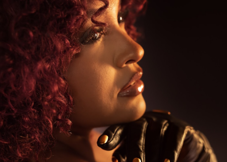 Alex Isley traz a paixão em um novo videoclipe single e acompanhante “Hands” | Thisisrnb.com