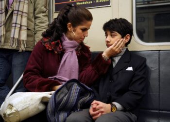 Ana Ortiz fala 'Feio Betty' Reunion e dá esperança aos fãs - 'todos queremos fazer isso'