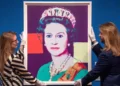 Andy Warhol Screenprint of Queen Elizabeth II é exibida em Edimburgo