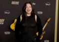 Assista Lucy Dacus estreia novas músicas de 'Forever Is A Feelp' Live in Brooklyn