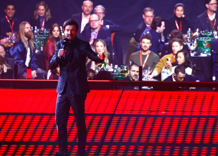 Assista: Pegue toda a ação do inovador evento de lançamento ao vivo da F1 75 no The O2 de Londres
