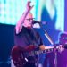 Assista a New Order Play 'State of the Nation' pela primeira vez desde 1987