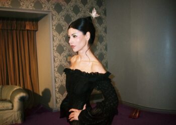 Assista ao videoclipe "Butterfly" de Marina