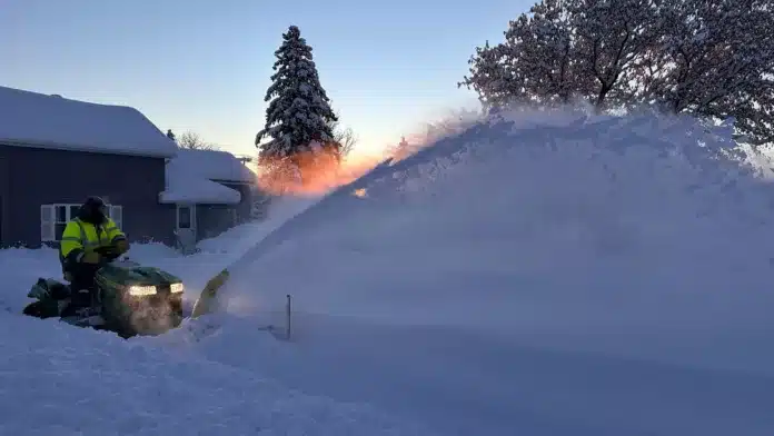 Aviso de neve com efeito de lago em Nova York, Siracusa e outras cidades