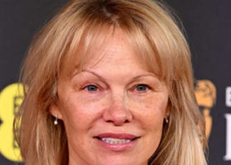 BAFTAS 2025: Pamela Anderson Ageson lidera as estrelas como Royals Miss Show | Notícias de celebridades | Showbiz & TV
