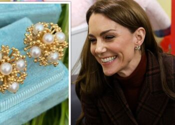Brincos de pérolas esgotados da princesa Kate-recrie seu visual | Real | Notícias