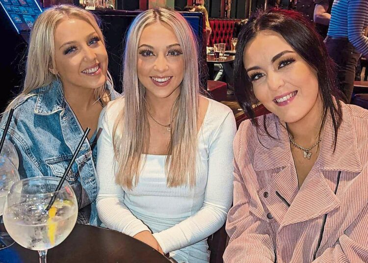 Cameron Sisters lançam novas músicas