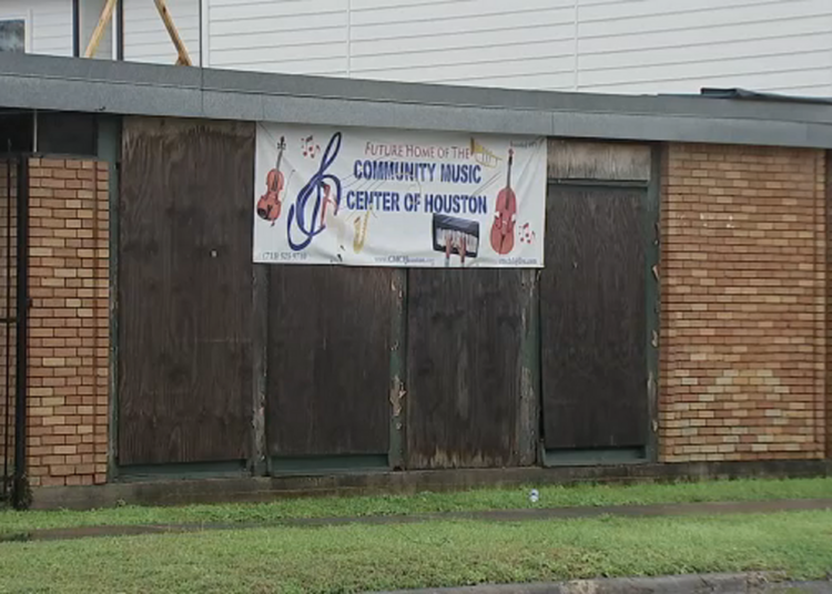 Centro de música comunitária de Houston encontra uma nova casa no histórico edifício da terceira ala na Holman Street
