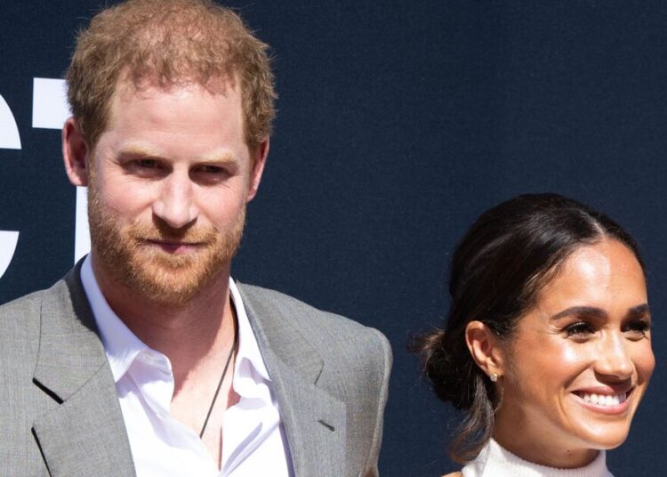 Como Meghan reagiu a descobrir Harry 'não um bilionário' - reivindicação | Real | Notícias