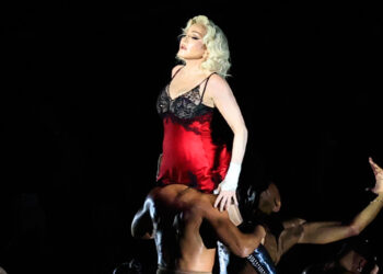'Confessões Parte 2': Madonna confirma nova música que entra no Stuart Price! | Madonna, Música, Stuart Price | Just Jared: Notícias e fofocas de celebridades