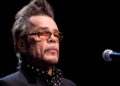 David Johansen, cantor de bonecas de Nova York, lutando contra o câncer no estágio 4 e buscando ajuda financeira