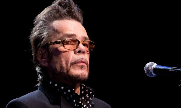 David Johansen, cantor de bonecas de Nova York, lutando contra o câncer no estágio 4 e buscando ajuda financeira