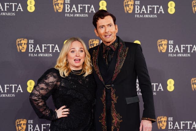 David Tennant inicia a cerimônia do BAFTA com desempenho de esboço