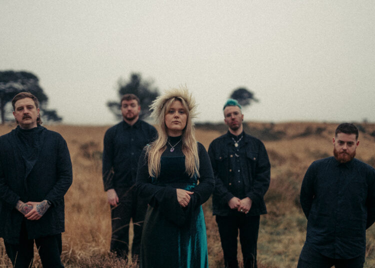 Despertador Libere o novo videoclipe para 'Keeper of the Well'