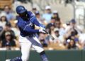 Dodgers pendura 10, mas permita 11 corridas em derrota para o Royals