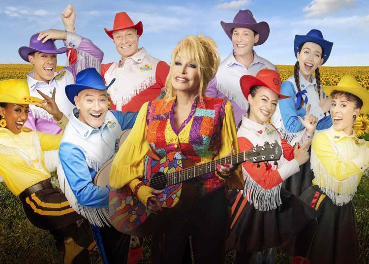 Dolly Parton se divertiu muito trabalhando com os Wiggles em novas colaboração