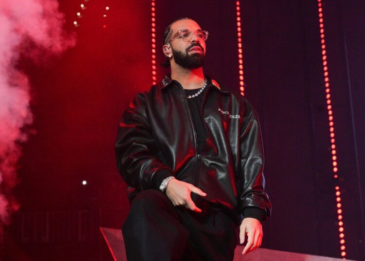Drake deixa deixar de lançar '$ ome $ exy $ ongs 4 u' música apresentando apenas