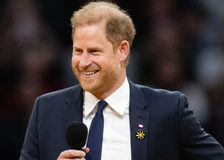 Enquete: Você ainda considera o príncipe Harry um membro da família real? | Real | Notícias