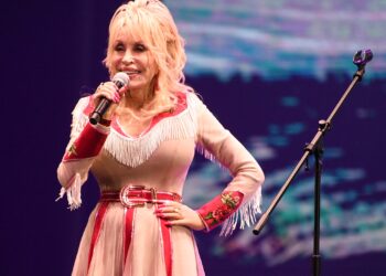 Envie o Knox News suas perguntas sobre Dollywood