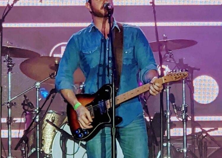 Estrela em ascensão em Americana Music Scene: Heath Forbes lança seu último single no Dia dos Namorados