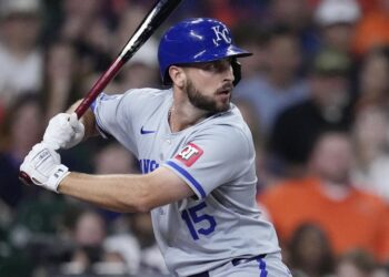 Ex-Royals, Cardinals Chielder DeJong concorda com um contrato de US $ 1 milhão e 1 ano com o Nationals | Pro Sports