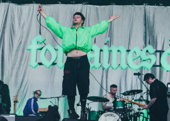 Fontaines DC Conte -nos sobre o lindo single 'It It Is Incrível de ser jovem' e o que vem a seguir