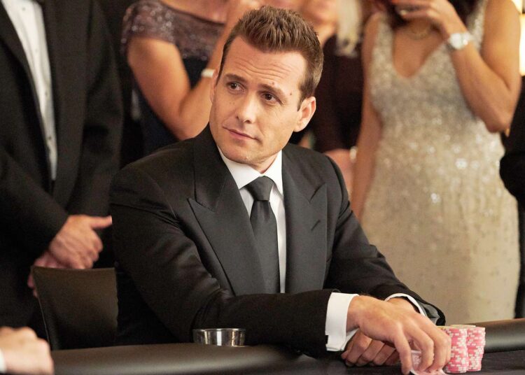 Gabriel Macht provoca o retorno de 'ternos' para 'Suits la' como Harvey Spectre