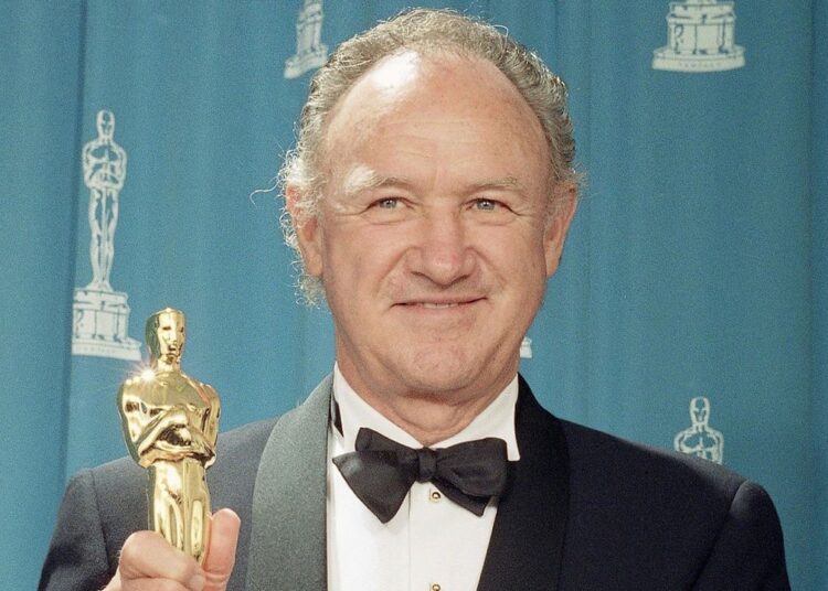Gene Hackman, esposa e cachorro estavam mortos por algum tempo: mandado