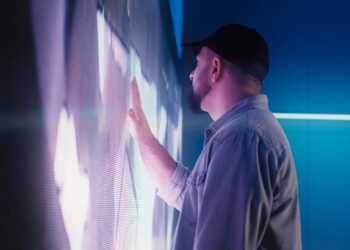 Illuminarium Las Vegas abre uma nova exposição para amantes da música