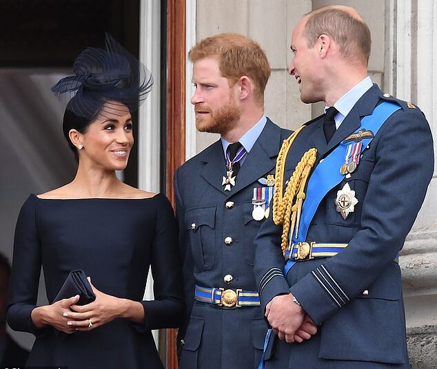 Insiders revelam o que Meghan Markle realmente pensou em Kate - como ela também fez piadas sobre o príncipe Harry e William tendo pais diferentes