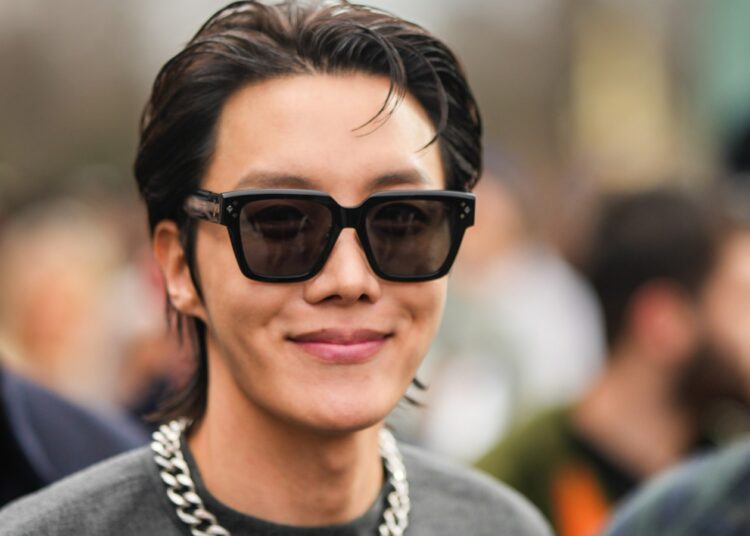 J-Hope anuncia o novo single 'Sweet Dreams' com Miguel