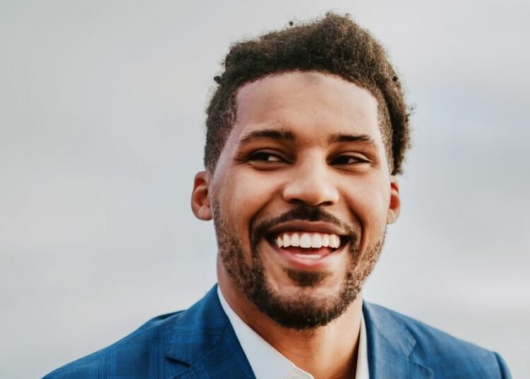 Jarnell Stokes Sinais com EVOKE ENTRETENIMENTO