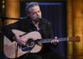Jason Isbell estréia a nova música "Ride to Robert's" em Fallon