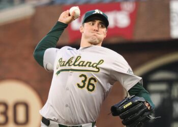 Kansas City Royals adiciona o ex -iniciador de A