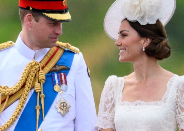 Kate Middleton e Prince William compartilham PDA raro para o Dia dos Namorados