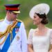 Kate Middleton e Prince William compartilham PDA raro para o Dia dos Namorados