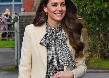 Kensington Palace reage à controvérsia do estilo de Kate Middleton
