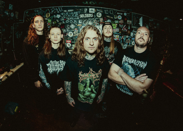 Libere um novo videoclipe para 'Altar of Flesh'